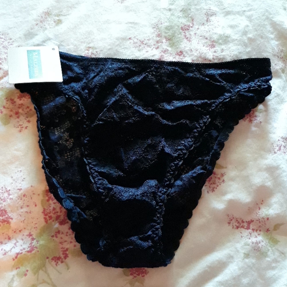 Malizia by La Perla  size 8 navy blue